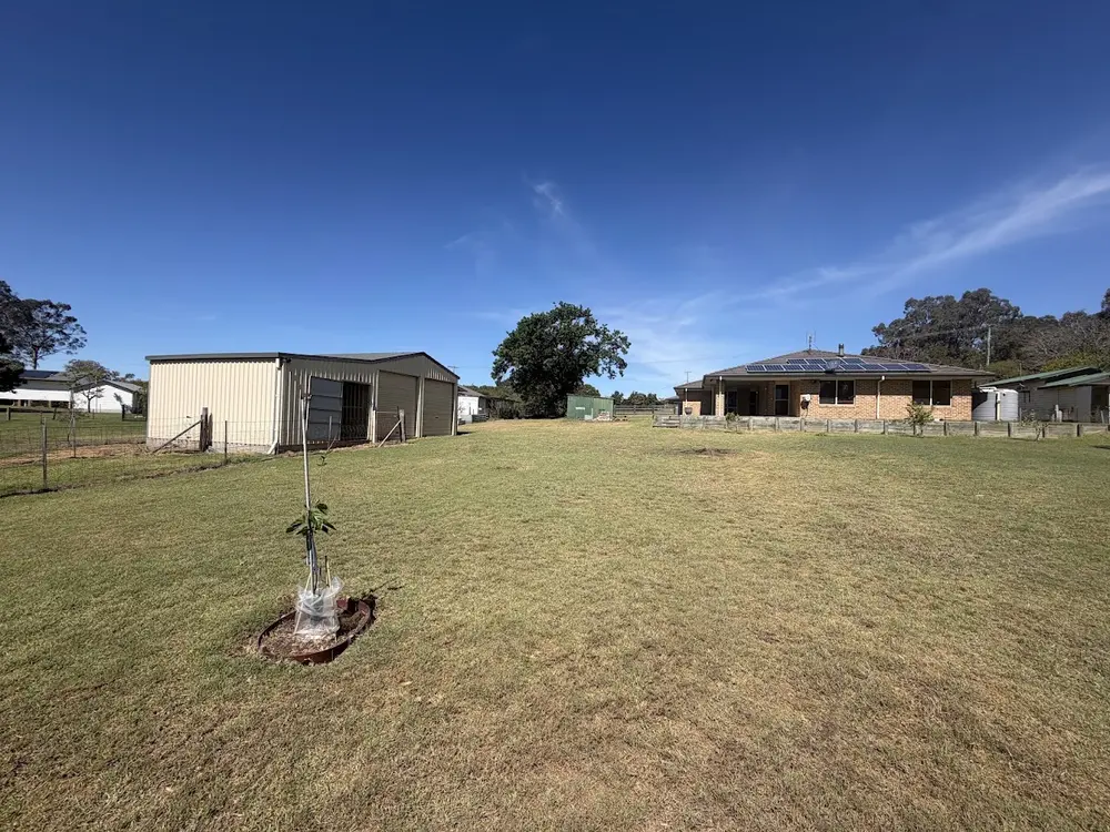 Grounds and the separate shed