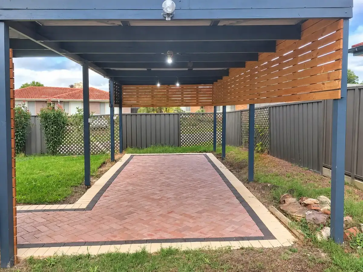 Covered outdoor entertaining area